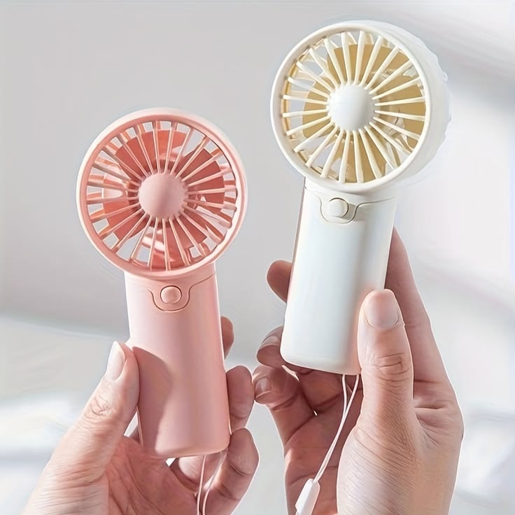 Mini Ventilateur Portable Rétro — Design Kawaii, Léger & Silencieux